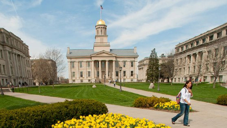 The University of Iowa suspects at least 30 Chinese students of having used ringers to take exams. File photo